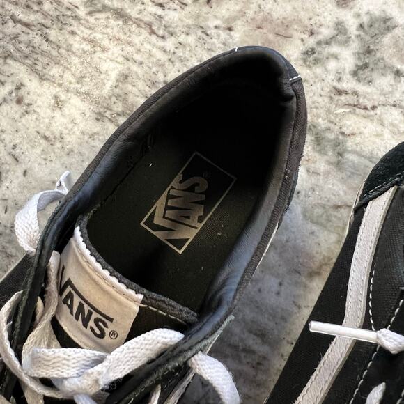 Vans Old Skool Low Top Black Suede Skate Shoe Men\'s 8.5 main image 4